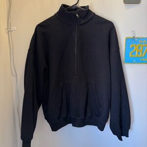 Aritzia TNA Sweatfleece Mega Fit 1/2 Zip